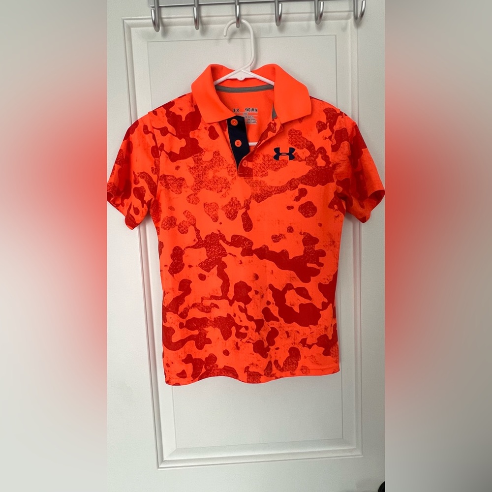 Camo orange, under armor shirt